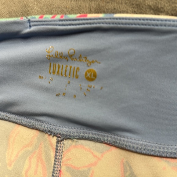 Lilly Pulitzer UPF 50+ luxletic leggings - Picture 2 of 4